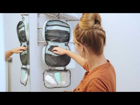 tripped toiletry set